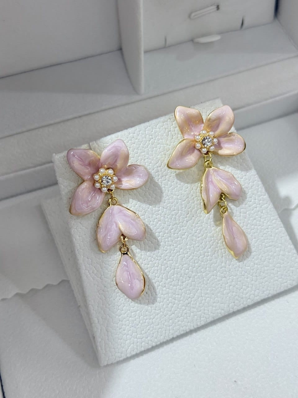 İnci sırğa ( küpə)